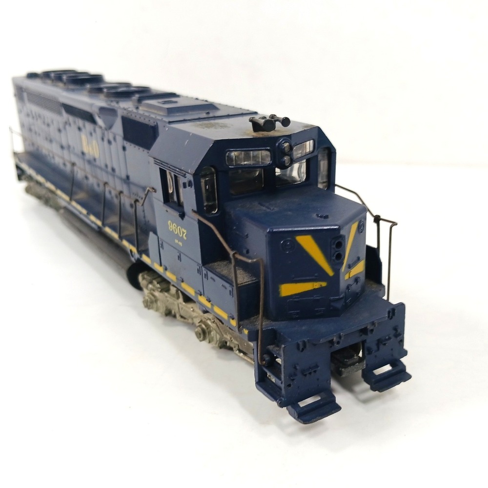Athearn HO Scale B&O SDP-40 Powered Diesel Locomotive Blue 9607 4101 Vintage